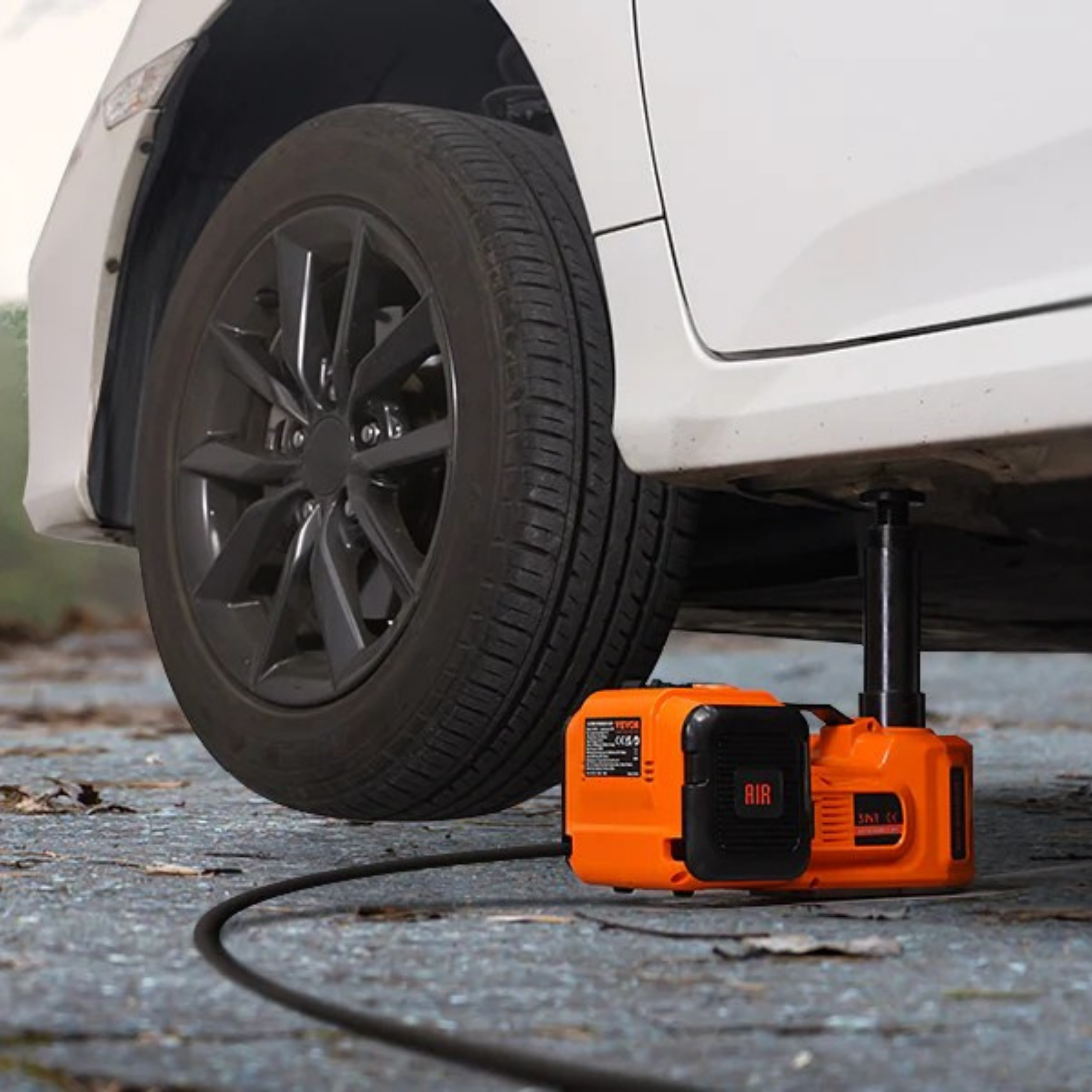 3-in-1 Hydraulic Jack, Tire Inflator and LED Device